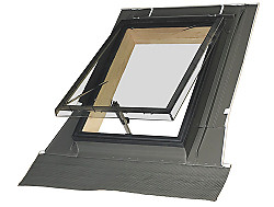 WSZ окно-люк для выхода на крышу в комплекте с универсальным окладом